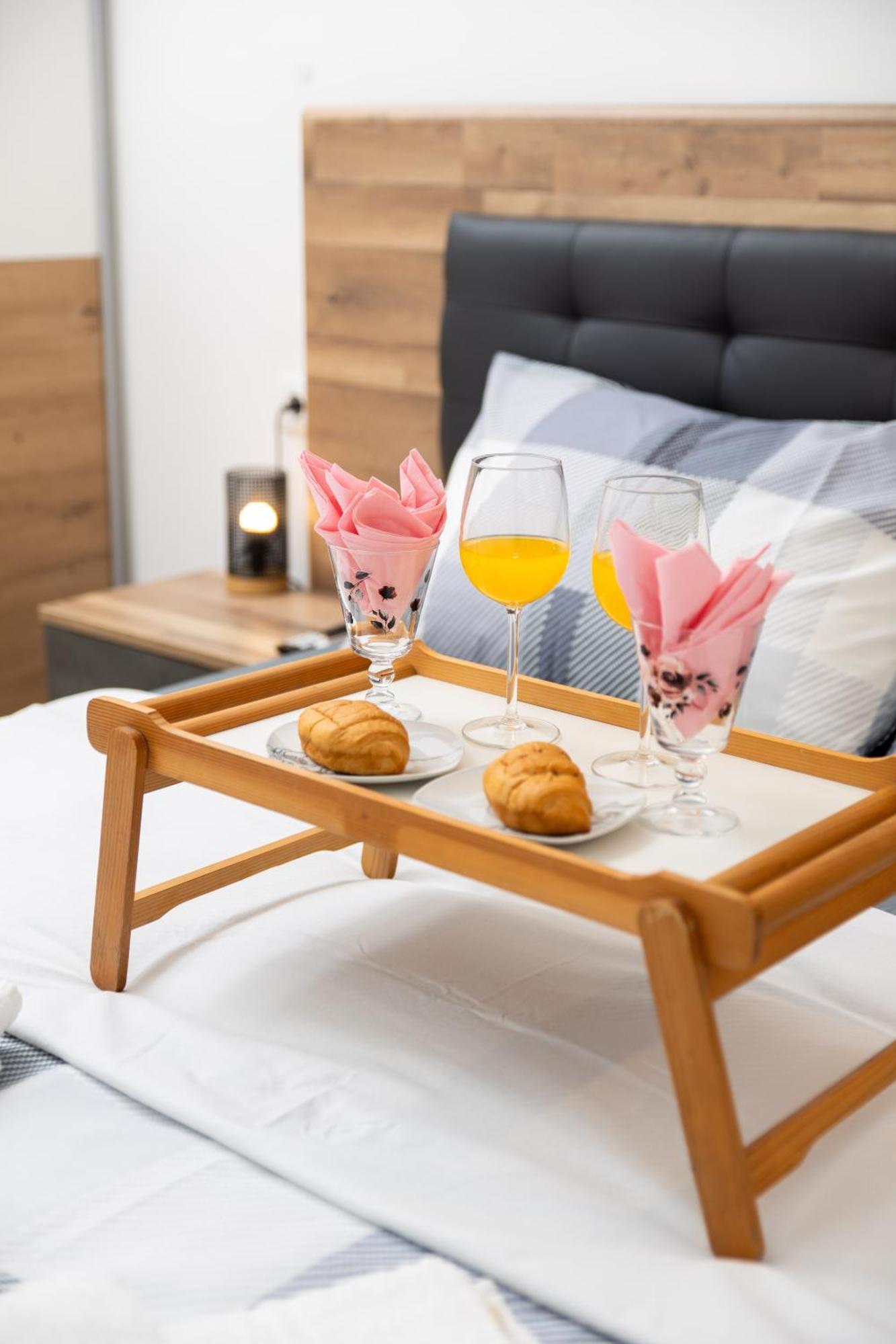 Apartmani Jurina كاستاف المظهر الخارجي الصورة