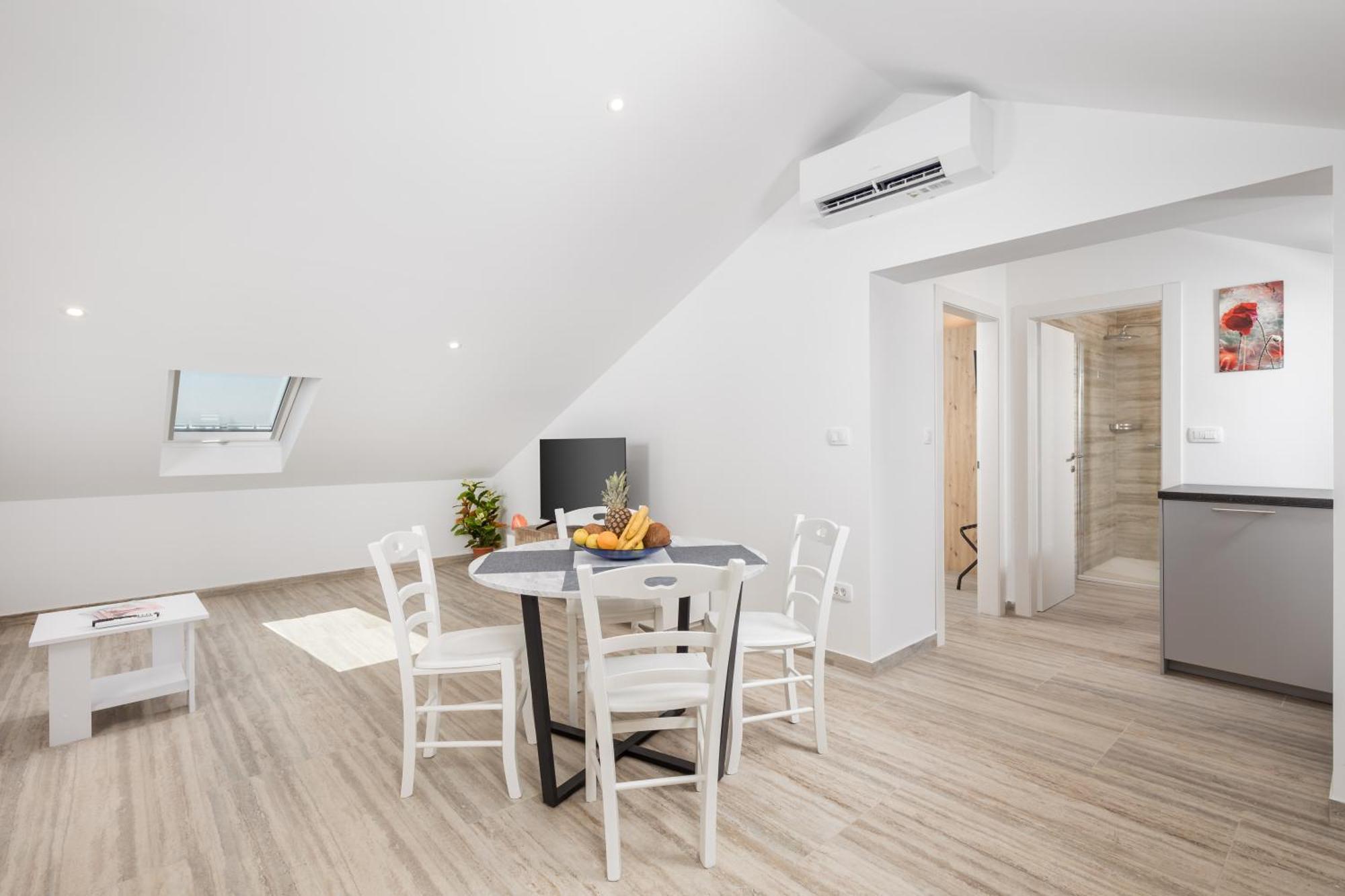 Apartmani Jurina كاستاف المظهر الخارجي الصورة