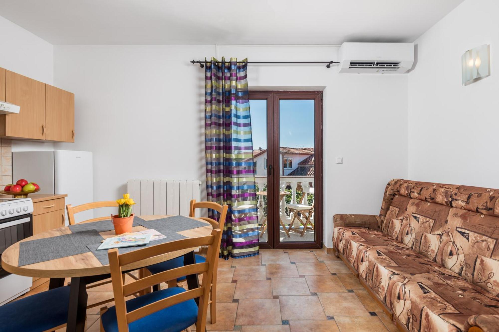 Apartmani Jurina كاستاف المظهر الخارجي الصورة